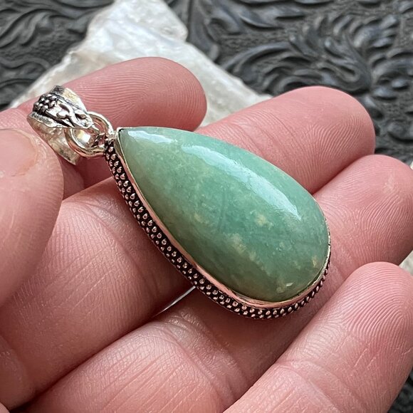 Chrysoprase Stone Jewelry Crystal Pendant - Picture 3 of 6